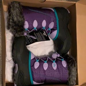 Girls snow boots